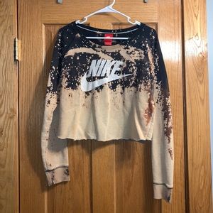 Nike Bleached Cropped Sweatshirt